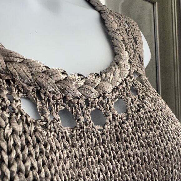 BANANA REPUBLIC Vest Top Silver Thread sleeveless Tank. Size XS - Picture 6 of 8